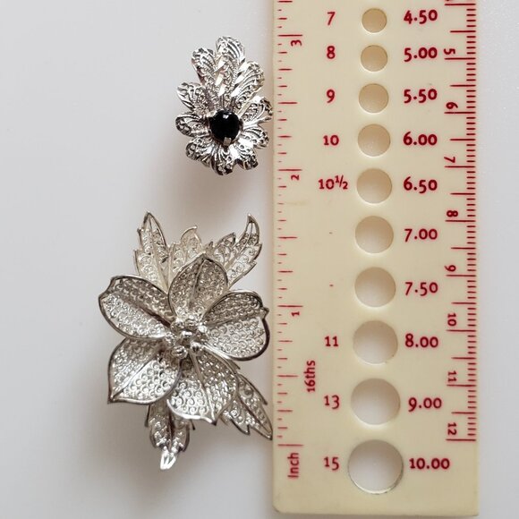 1930-S VINTAGE STERLING FILIGREE FLOWER BROOCH AND MATCHING EAR RINGS. FINE WORK - Picture 6 of 7